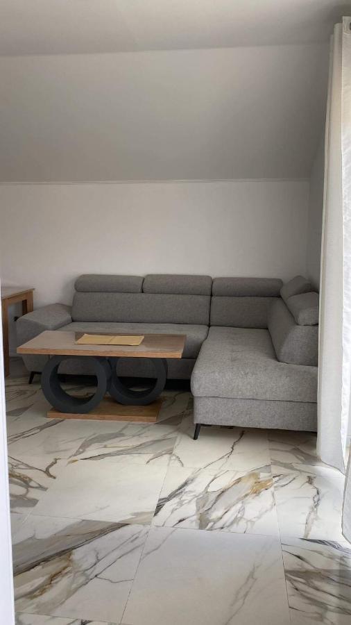Apartman Zepce Exterior foto